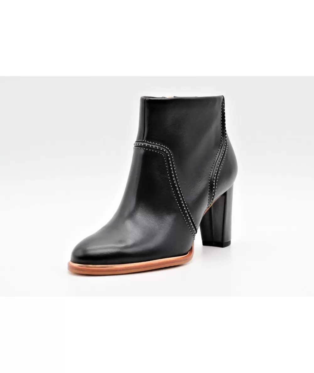 Women clarks Ankle Boots- Ellis Betty