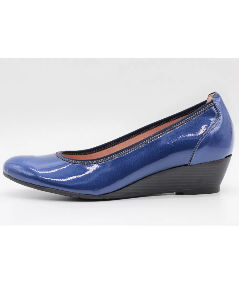 Women dorking Ballerinas- 7136 Marcu Varnish