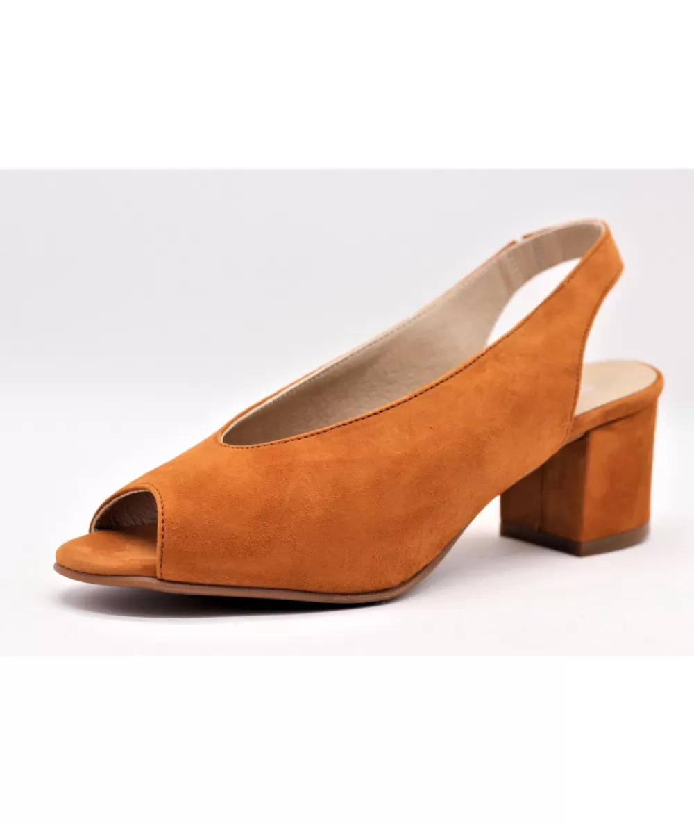 Women dorking Pumps- 8210