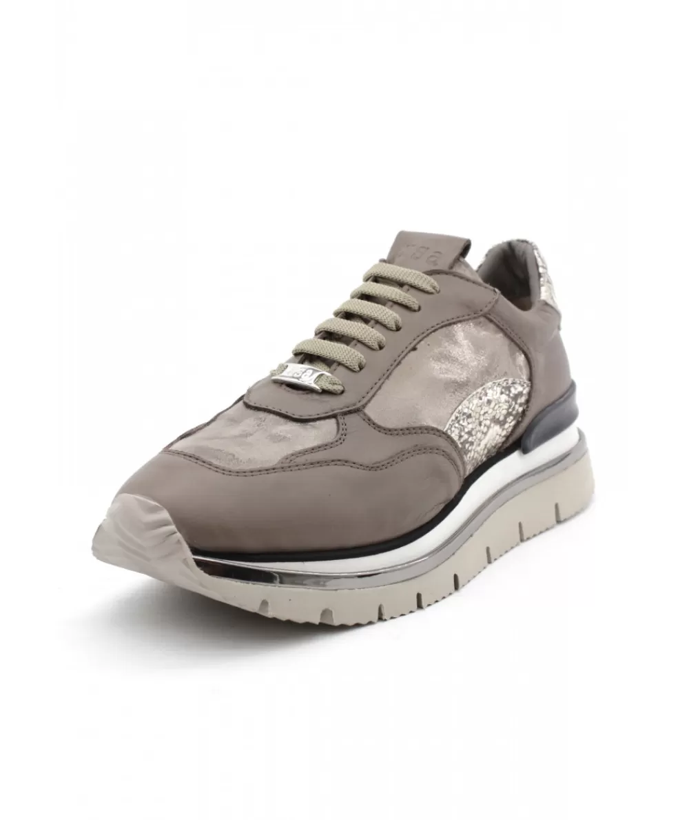 Women xsa Sneakers- 9633