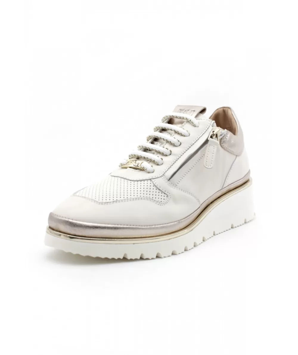 Women xsa Sneakers- 9703