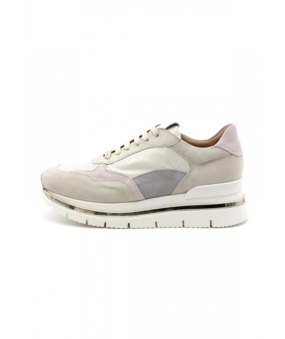 Women xsa Sneakers- 9710